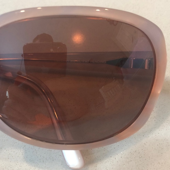 Maui Jim Rainbow Falls Sunglasses - Picture 3 of 10